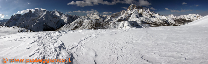La Croda Rossa (dx) e il Cristallo (sx)